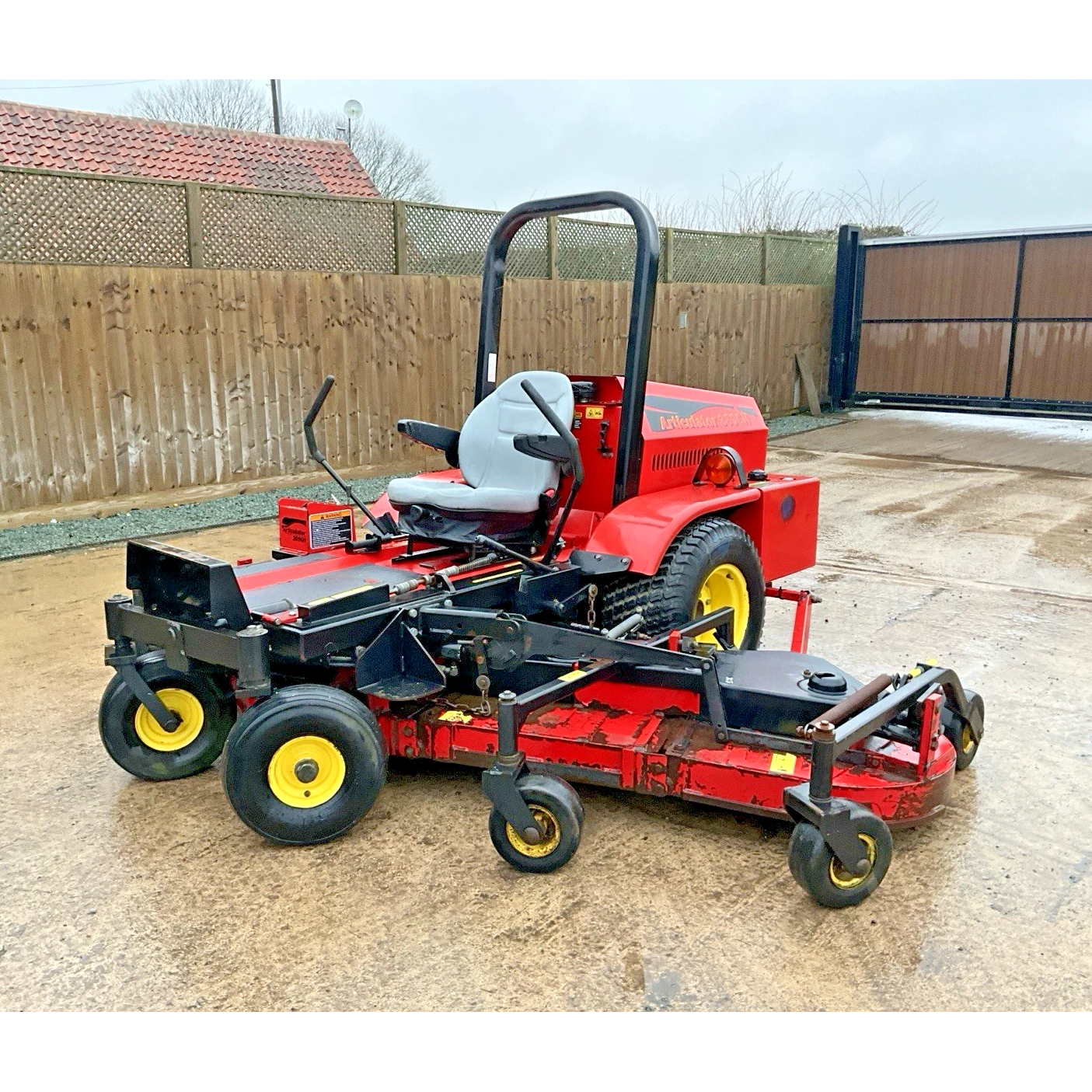 LASTEC ARTICULATOR 3696H 96 INCH ZERO TURN DIESEL MOWER